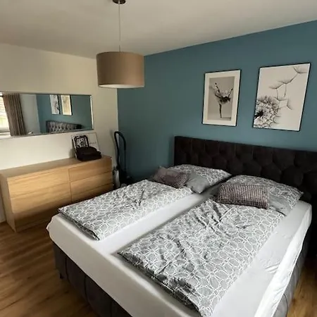 Elegant Renovierte 2-zimmerwhg