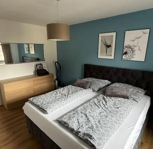 Elegant Renovierte 2-zimmerwhg